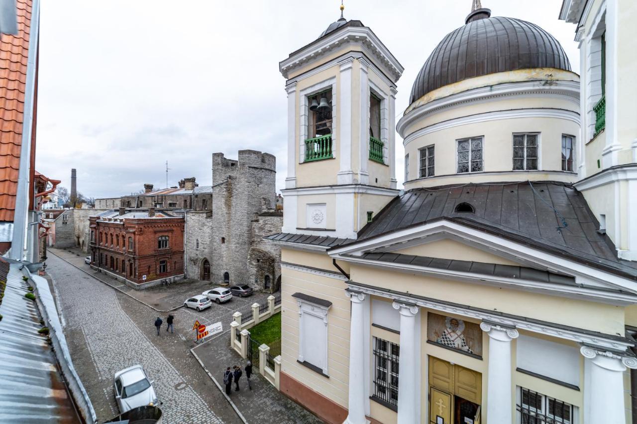 Roofs Of The Old Tallinn Guest House Exterior photo
